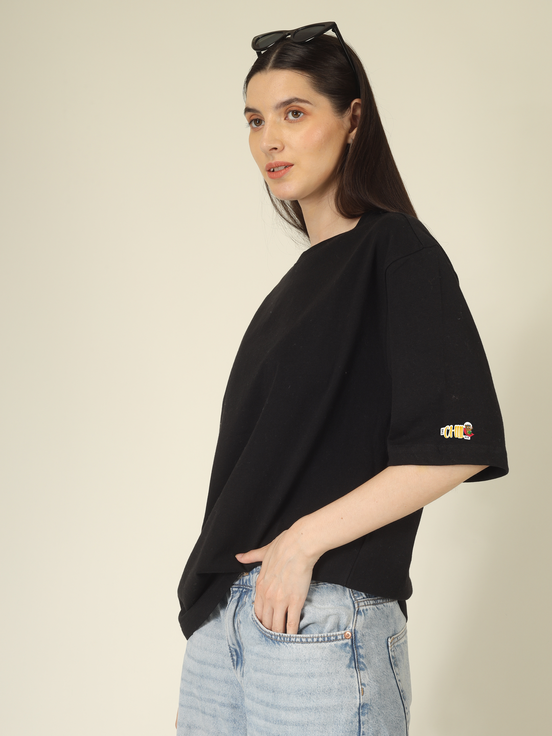 Momo Homies Graphics | Oversized T-Shirt