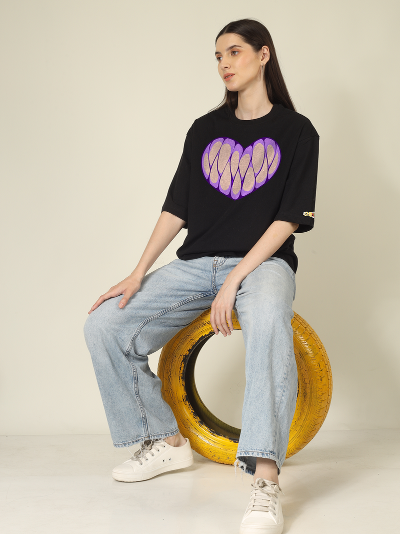Heartfull tooth Graphics | Oversized T-Shirt