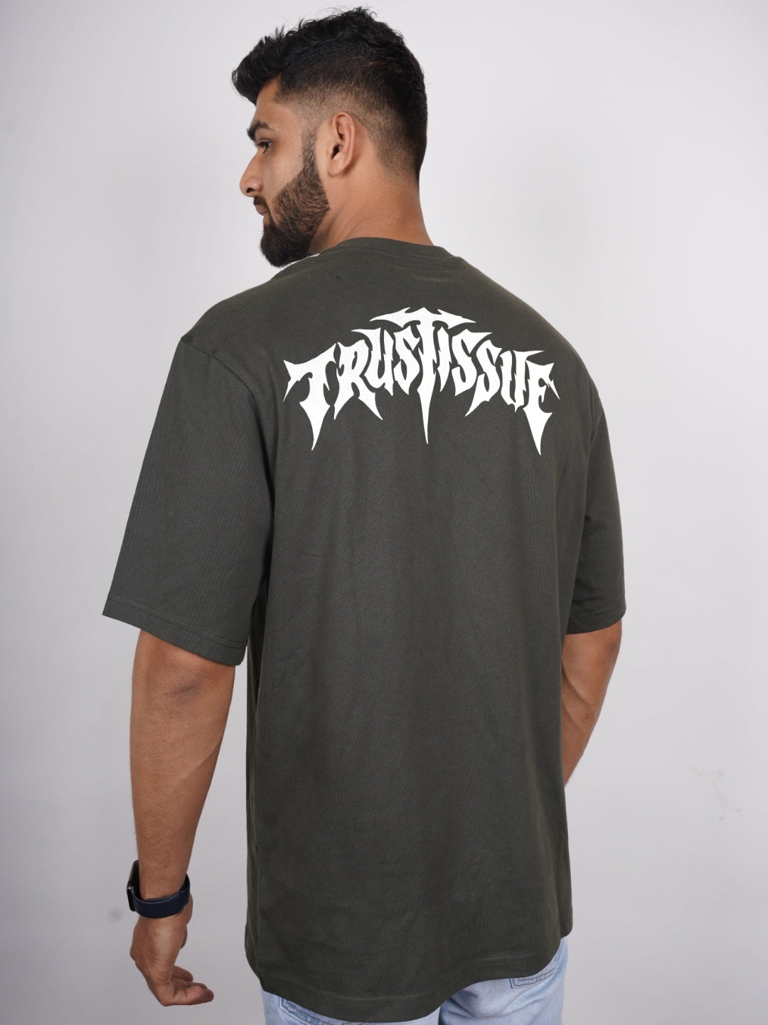 TRUST ISSUE Graphic | Oversized T-Shirt
