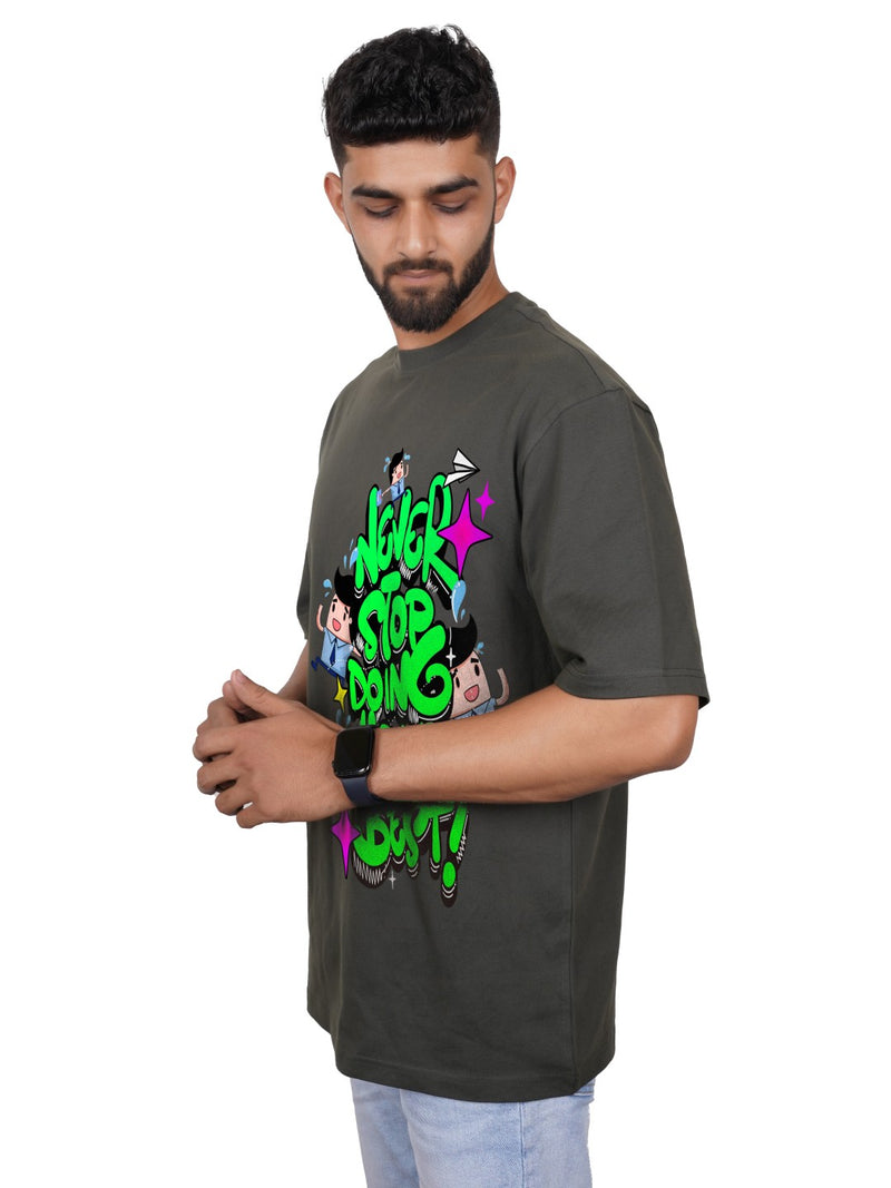 Never Stop Doing Your Best | Oversized Graphic T-Shirt